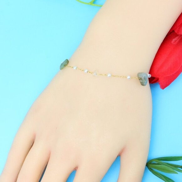 Chic & Stylish Bracelet – A Thoughtful Gift for Women and Girls, DYC1773 - Picture 8 of 11